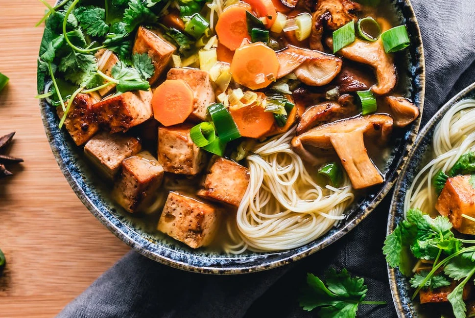 Where to Eat in Lompoc, CA: A Culinary Journey Through Flavorful Delights